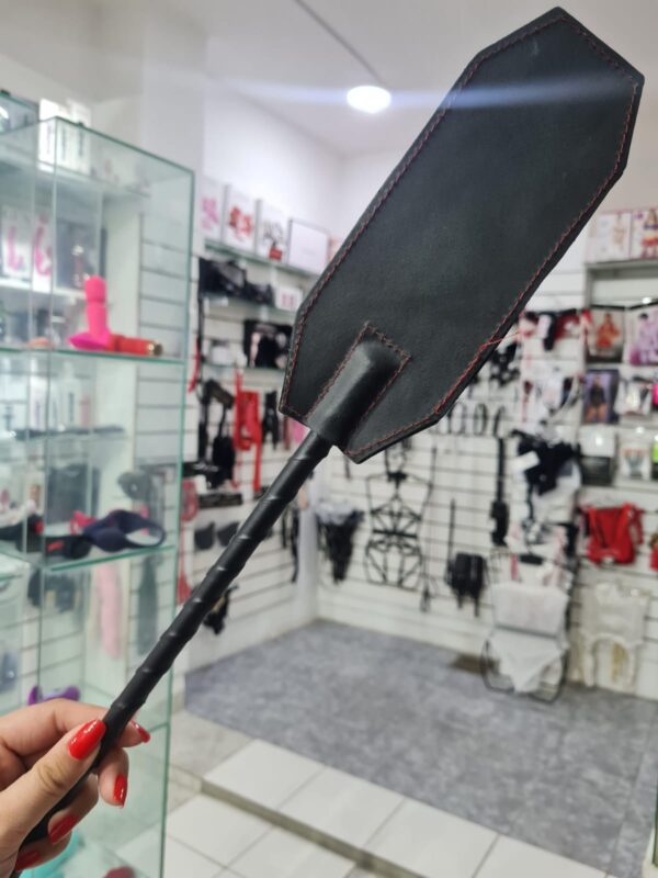 Fusta Azotadora de Cuero
