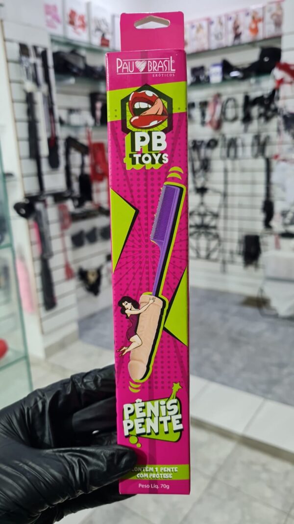 Peine con base de pene