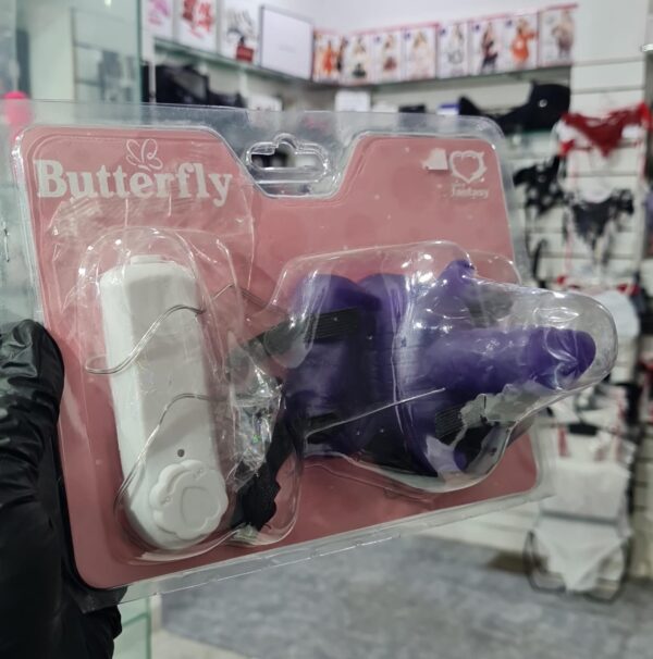 Butterfly con mini pene