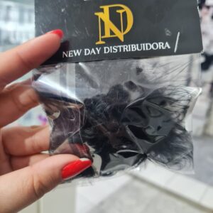 Pezoneras con pompon negro